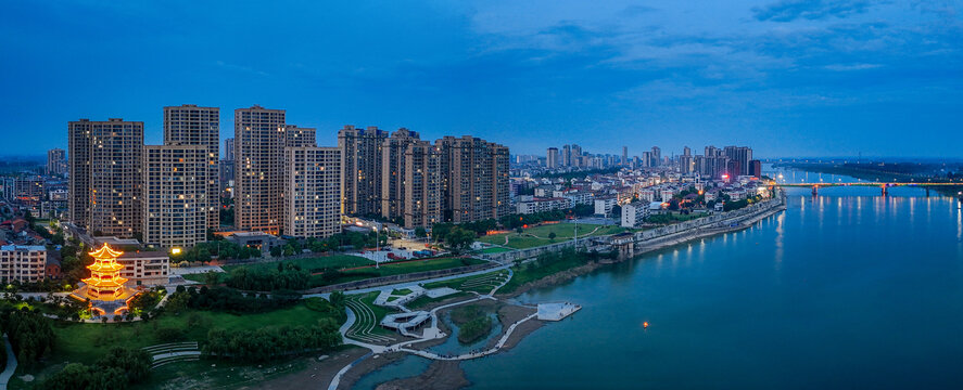 津市市