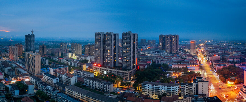 津市市