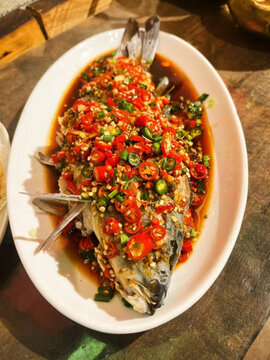 剁椒鲫鱼