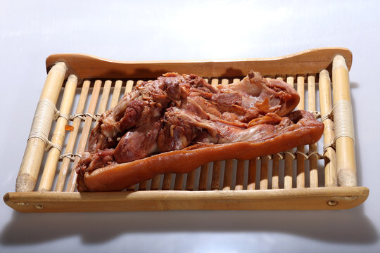 卤猪头肉