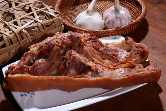 卤猪头肉