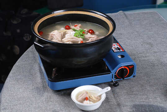老鸭混沌