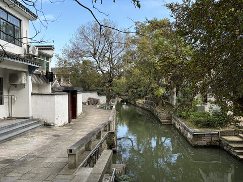 荻港
