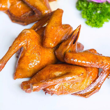 脆皮乳鸽