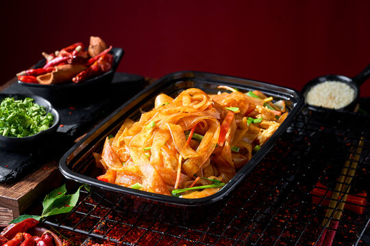 炒河粉