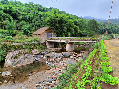 烟溪沟小溪河流