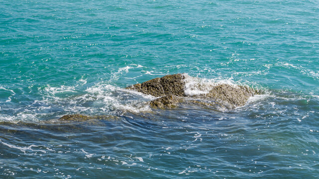 东澳岛海景海浪