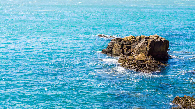 东澳岛海景海浪