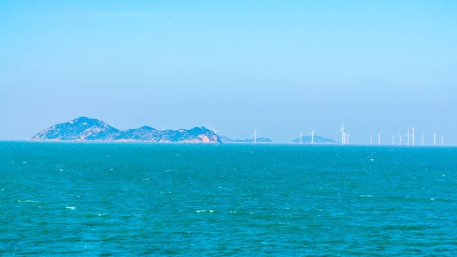 东澳岛海天一色