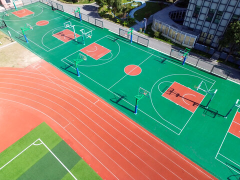 学校足球场