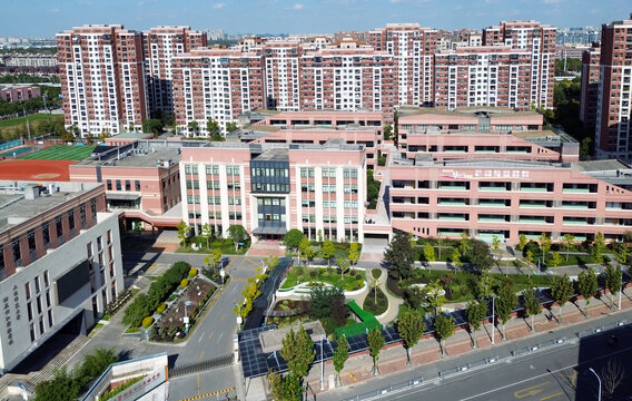 中学校园