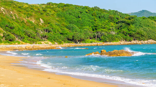 小竹湾沙滩海浪