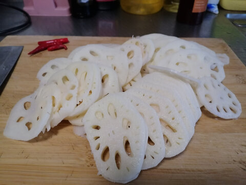 新鲜藕片
