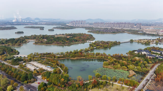 深秋潘安湖风光