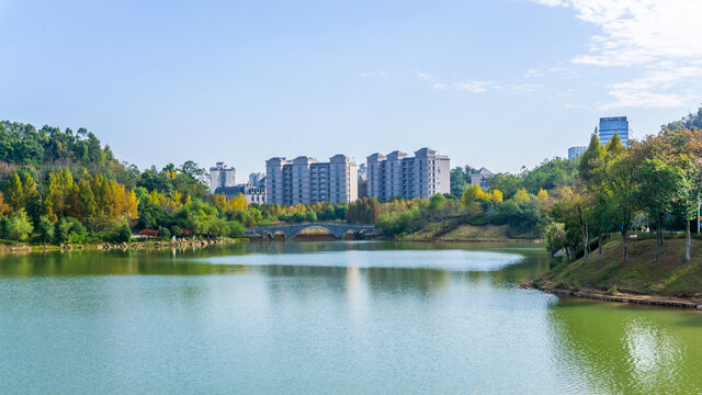 尖山湖湖光山色