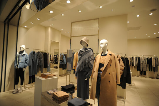 女装专卖店