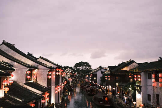 苏州古城山塘街夜景