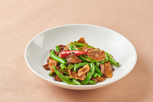 牛肝菌小炒肉
