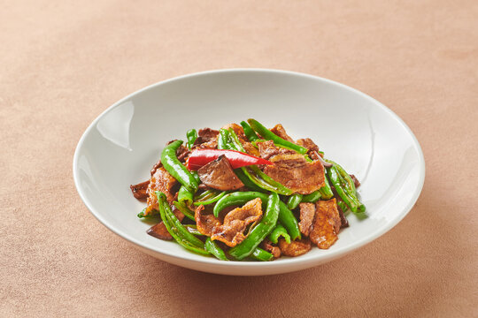 牛肝菌小炒肉
