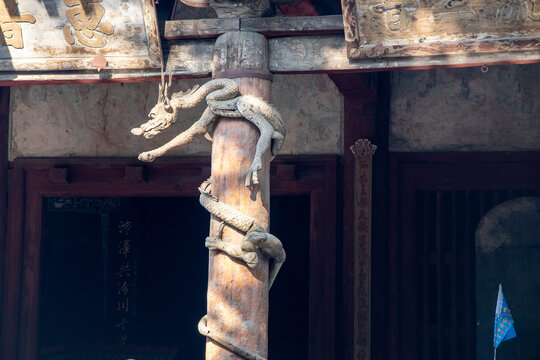 山西太原晋祠圣母殿盘龙