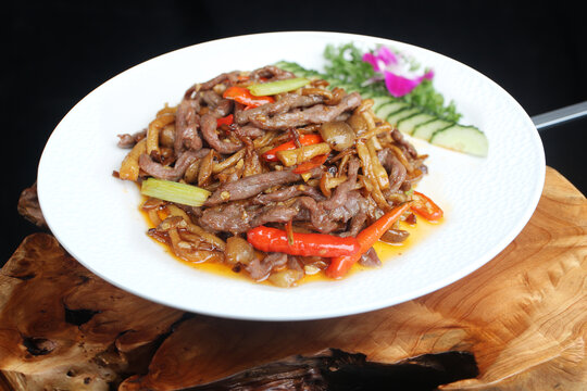 蟹黄菇牛肉丝