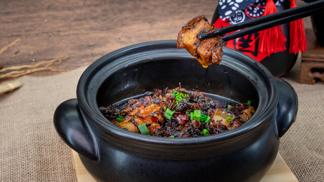 梅干菜坛香肉