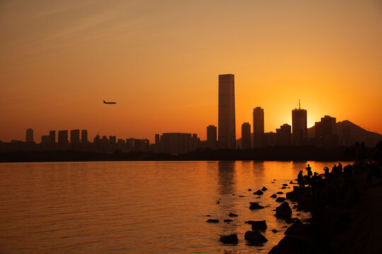 夕阳海边日落黄昏