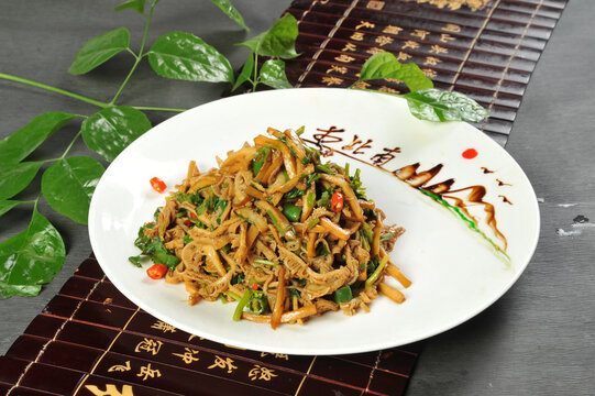 小炒毛肚