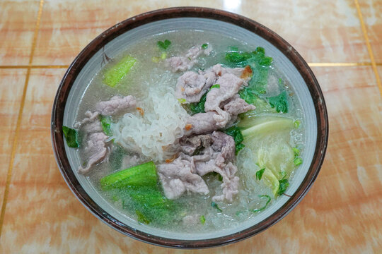 猪肉汤米粉