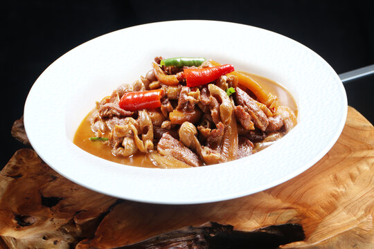 土匪肉烧肥肠