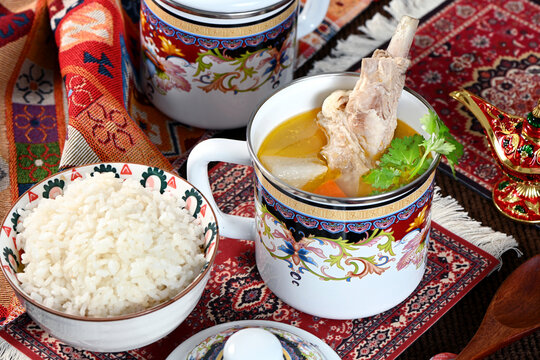 羊腿抓饭