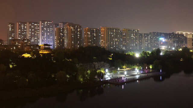 齐盛湖夜景