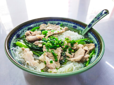 瘦肉汤米粉
