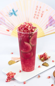 石榴鲜果茶