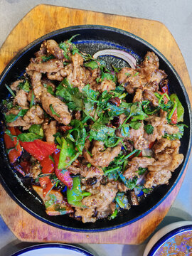 铁板牛肉孜然羊肉铁板羊肉孜然牛肉
