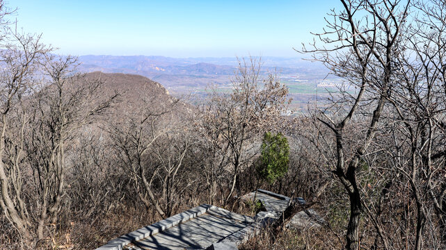 嵩山