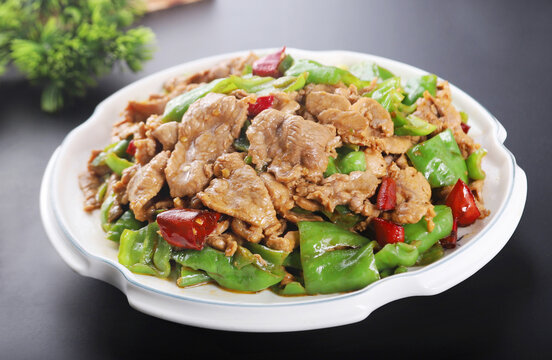 螺丝椒炒羊肉