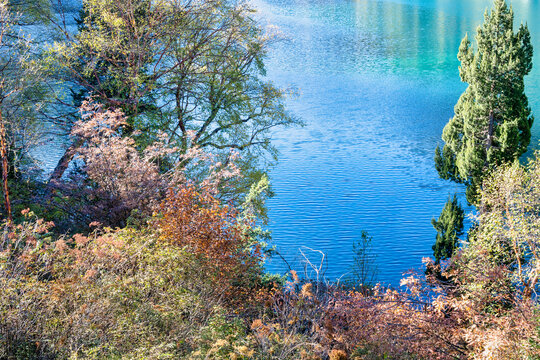 四川阿坝九寨沟景区秋天的景色