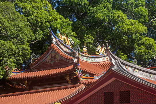 闽南寺庙朵莲寺屋顶