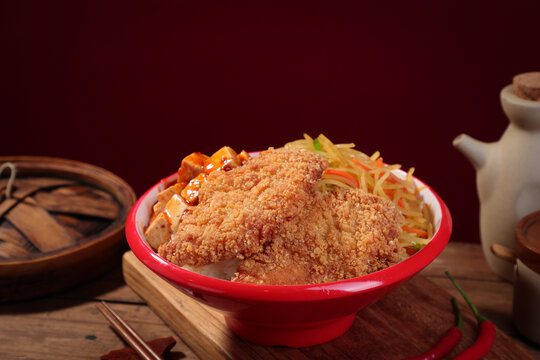 鸡排饭