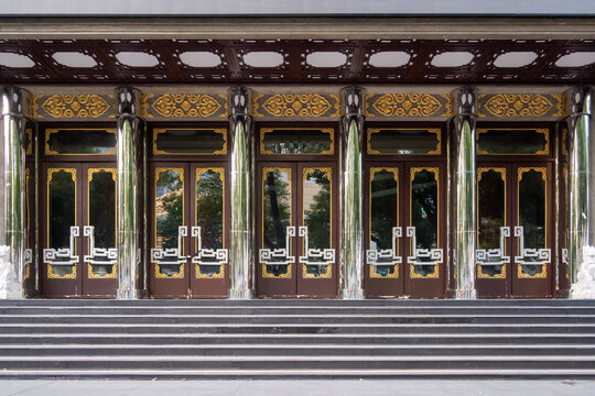 中西合璧建筑立柱
