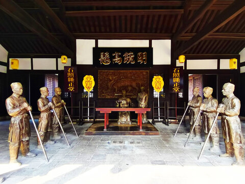 石照县衙人物场景正面远景