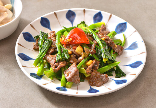沙爹芥兰炒牛肉