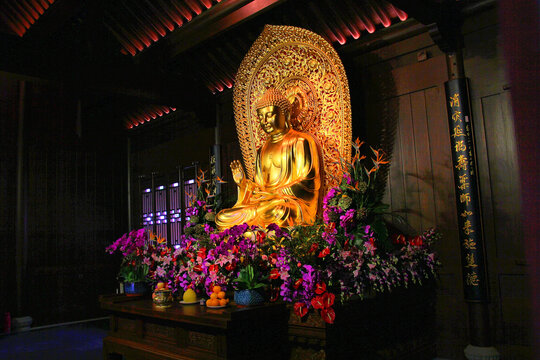 释迦摩尼佛
