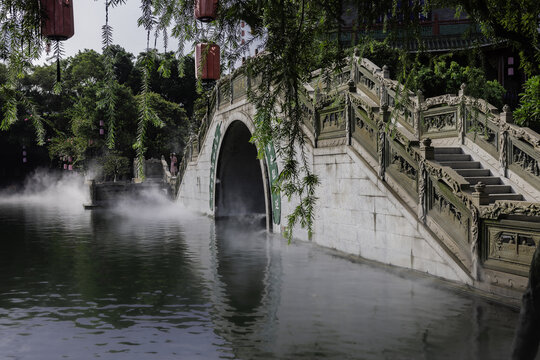 宝墨园聚宝桥
