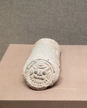 清代狮头瓦当