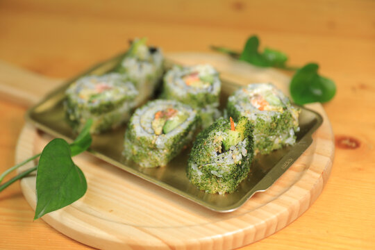 裸体紫菜包饭