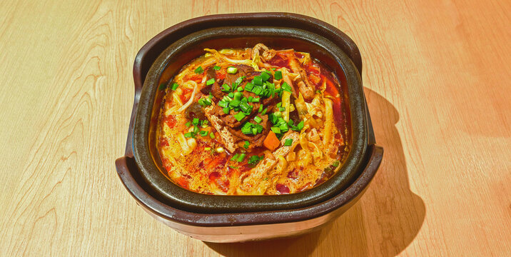 陕西美食歧山臊子面