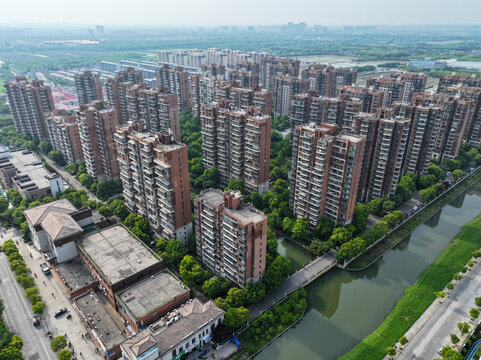 小区内景