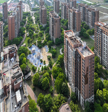 小区内景